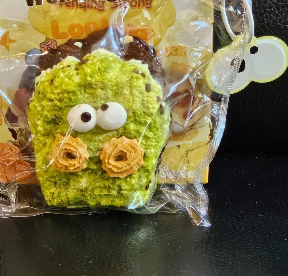 Wenqing Matcha Chocolate Madeline Lookies Squishy