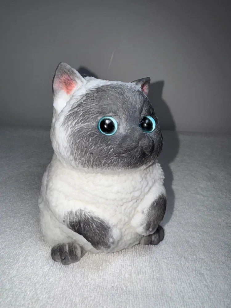Taba Large Squishy Slime Cat