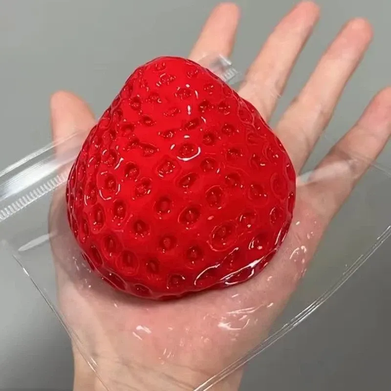 Taba Strawberry Squishy — photo 4