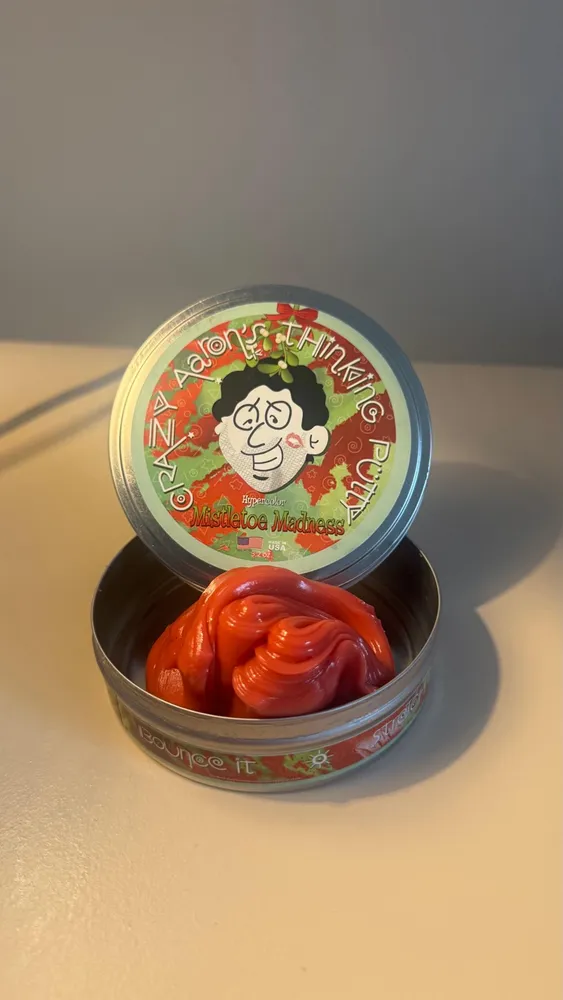 Thinking Putty Mistletoe Madness