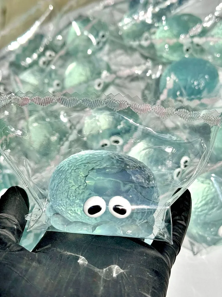 Translucent Octopus Squishy Stress Relief Decompression Toy