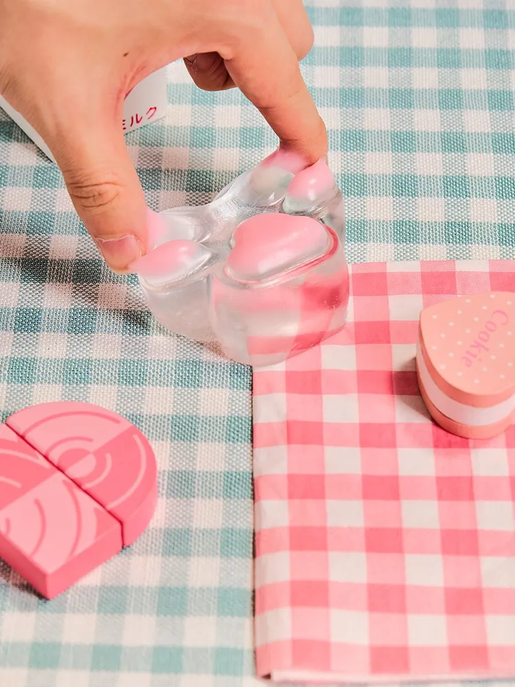 Transparent-pink Paw Taba Squishy — photo 3