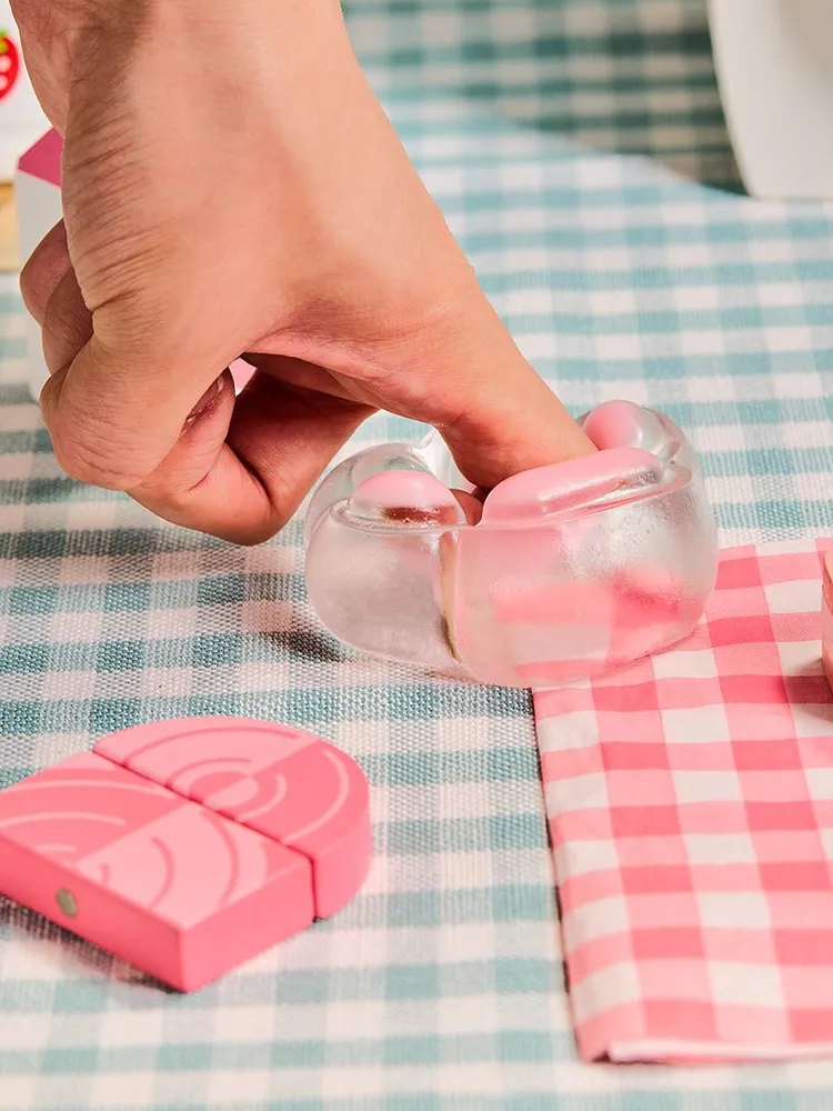 Transparent-pink Paw Taba Squishy — photo 4