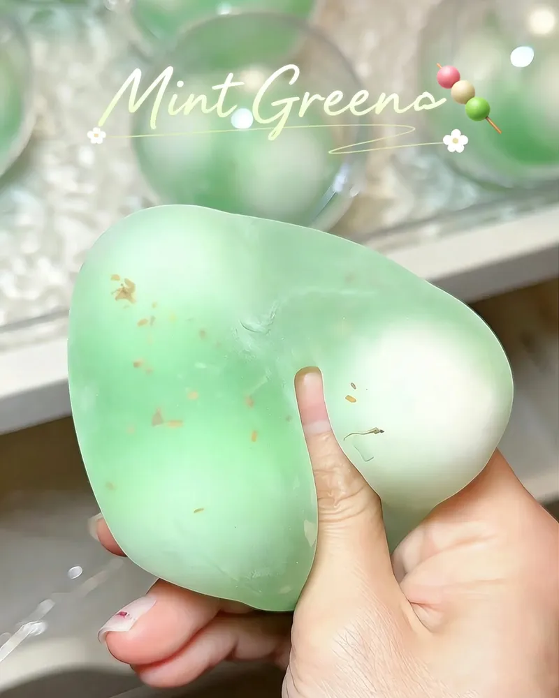 Vaseline Crack Ball Mochi Stress Ball Squishy Stress Relief Decompression Toy — photo 5