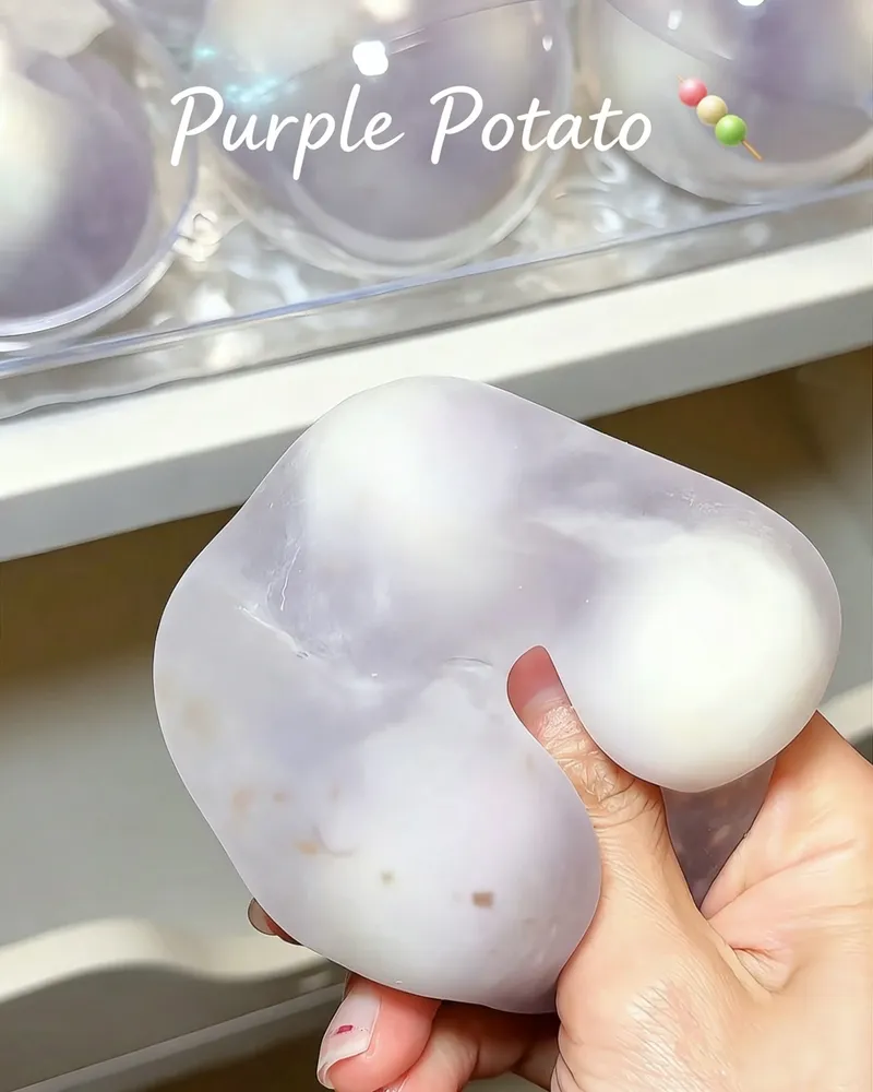 Vaseline Crack Ball Mochi Stress Ball Squishy Stress Relief Decompression Toy — photo 6