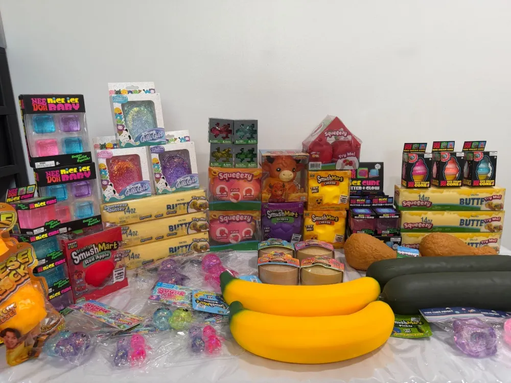 Viral Squeeezy Mixed Squishy Lot